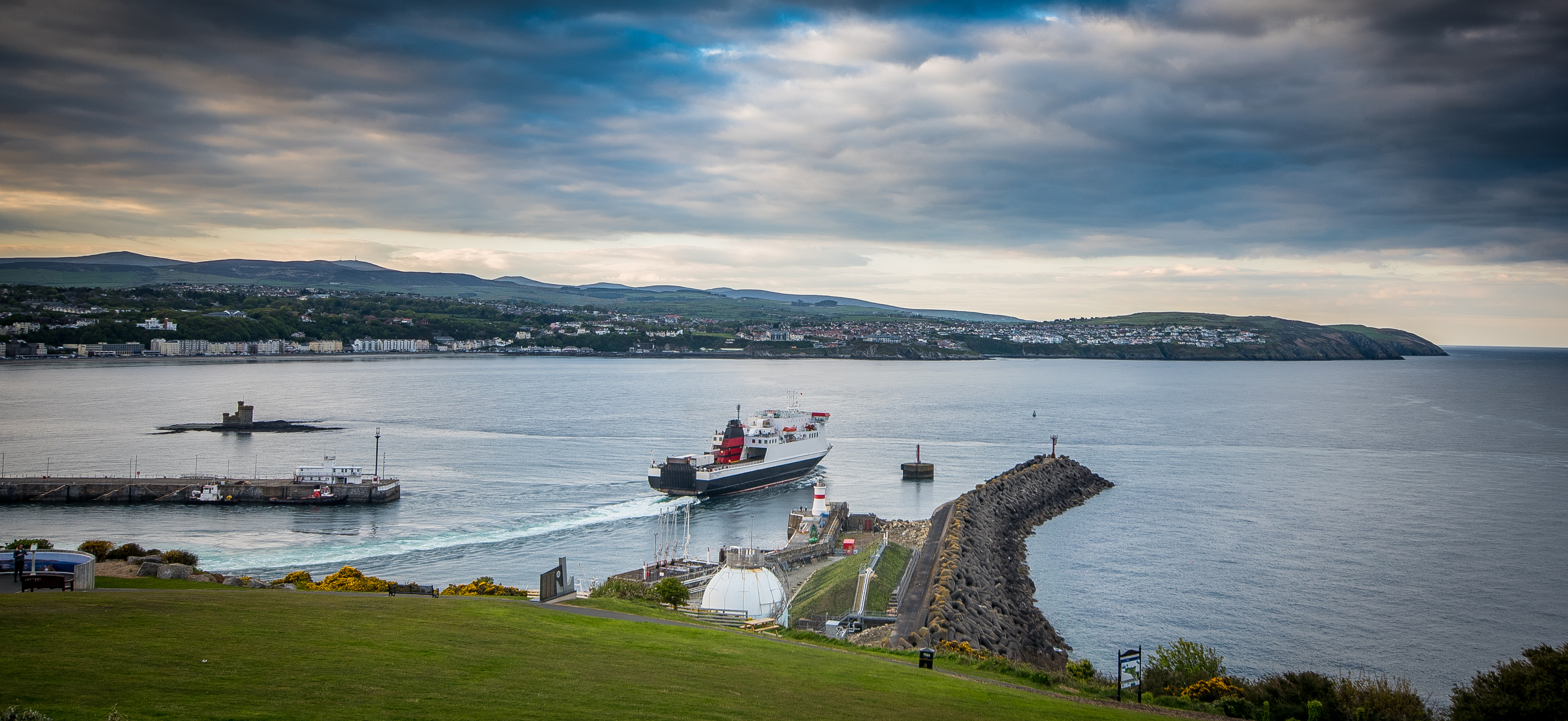 On meeting the MD of the Steam Packet Company